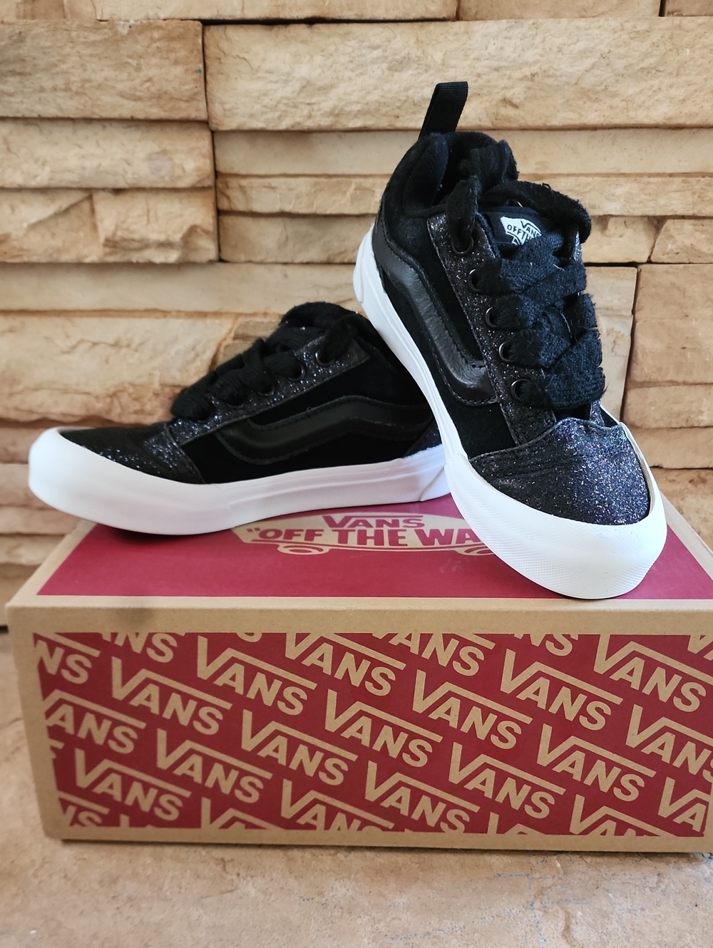 Vans Kids Black Glitter Old Skool Sneakers with White Sole Sz 13